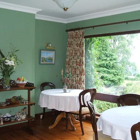 Carrickmourne House Nocleg ze śniadaniem