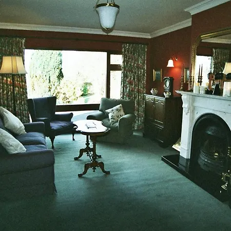 Nocleg ze śniadaniem Carrickmourne House 4*